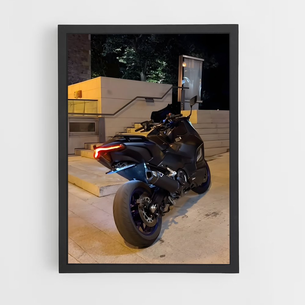 Poster Tmax Éclatant 560 – affiche Yamaha (vue 2)